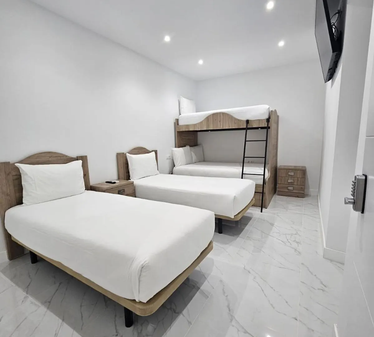 Nueva Pension Cibeles Cordoba 0*,  Spain